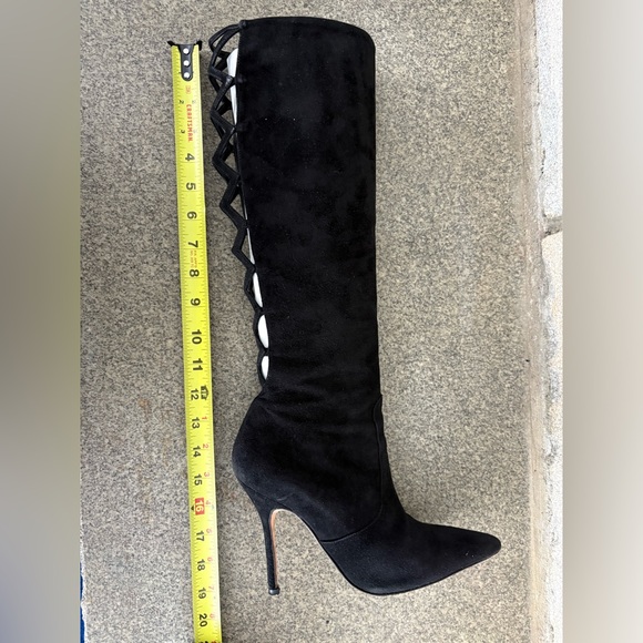 Women’s Manolo Blahnik Black Suede Cage Cutout Tall Boots - Size 36.5/6.5 - Picture 7 of 8